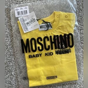 moschino baby yellow shirt